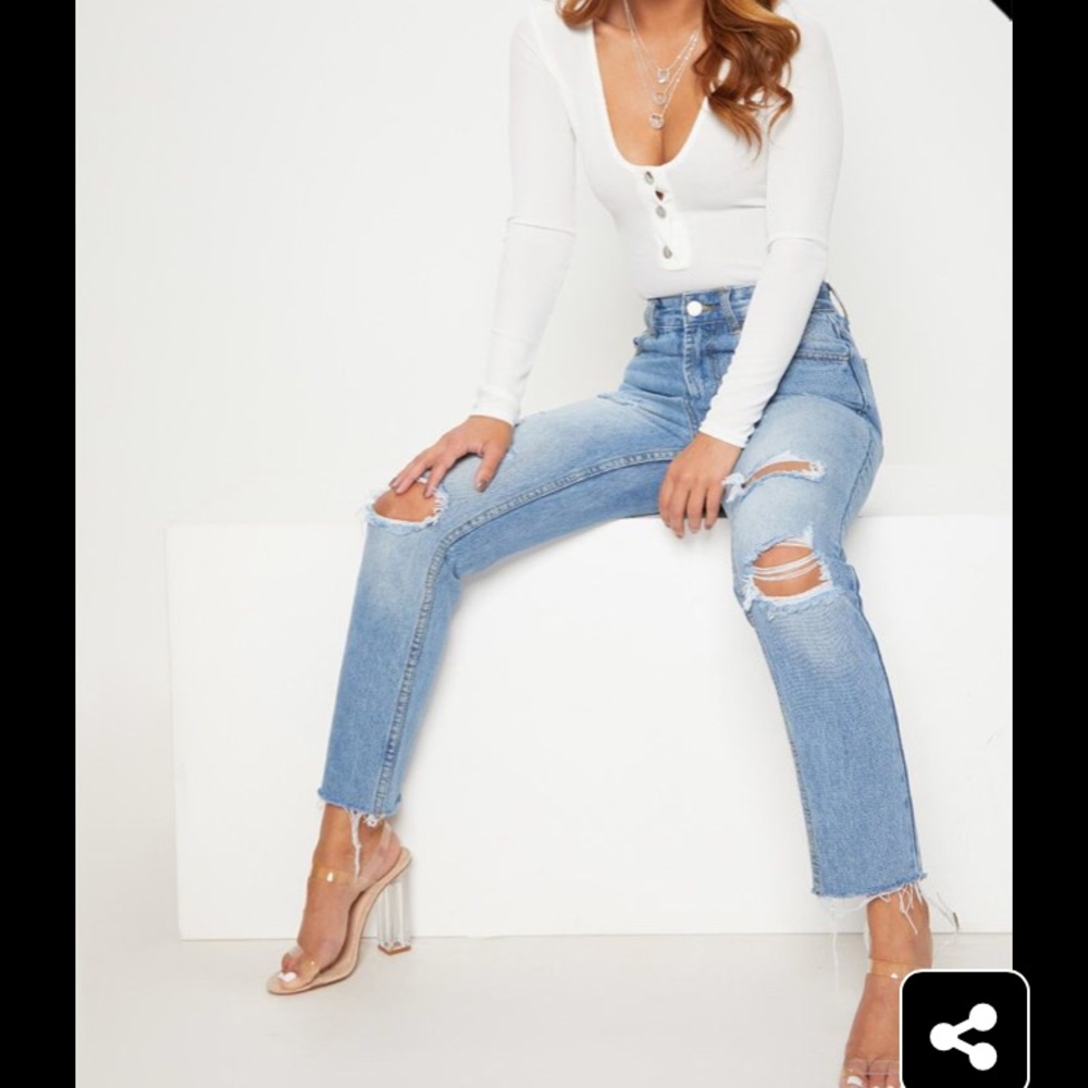 Pretty Little Thing Mom Jeans New with Tags!!